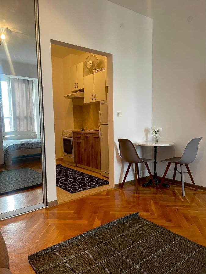 Bar Center Studio Apartment Exterior photo